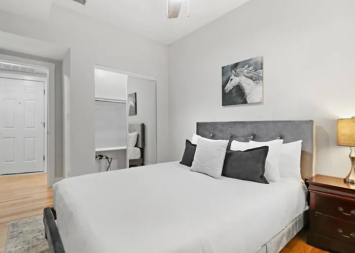 Apartment 1br Deluxe Near Shops & Cafes - Ashland 1f Chicago